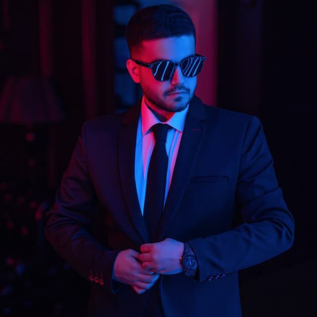 علی ملاح — مدیرعامل و بنیان‌گذار الین کدرز، برنامه‌نویس و متخصص هوش مصنوعی
